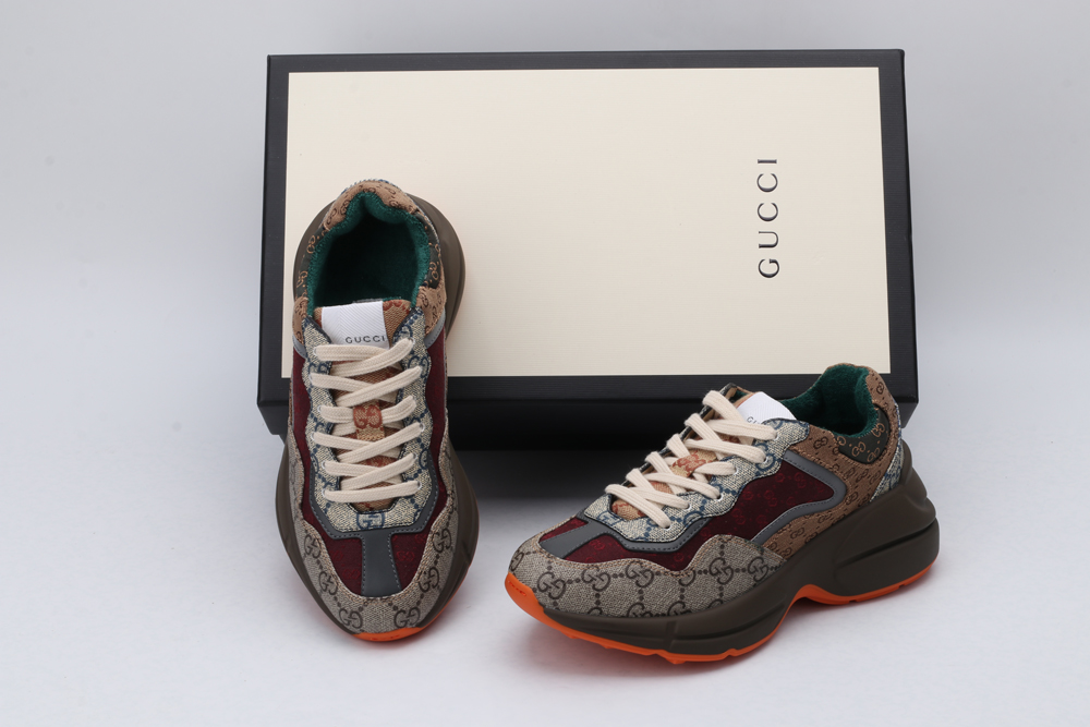 G*cci Sneaker