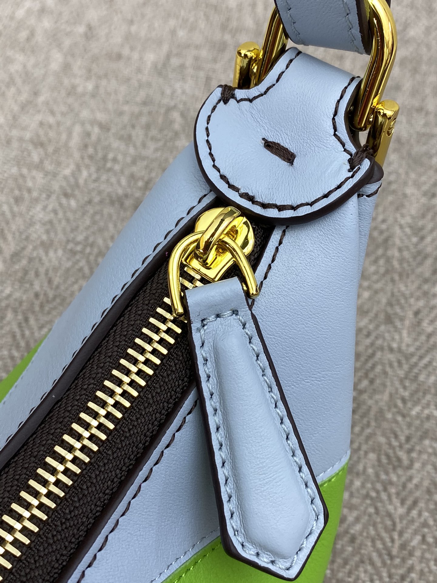 F*endi Bag Top Quality 29*24.5*10CM