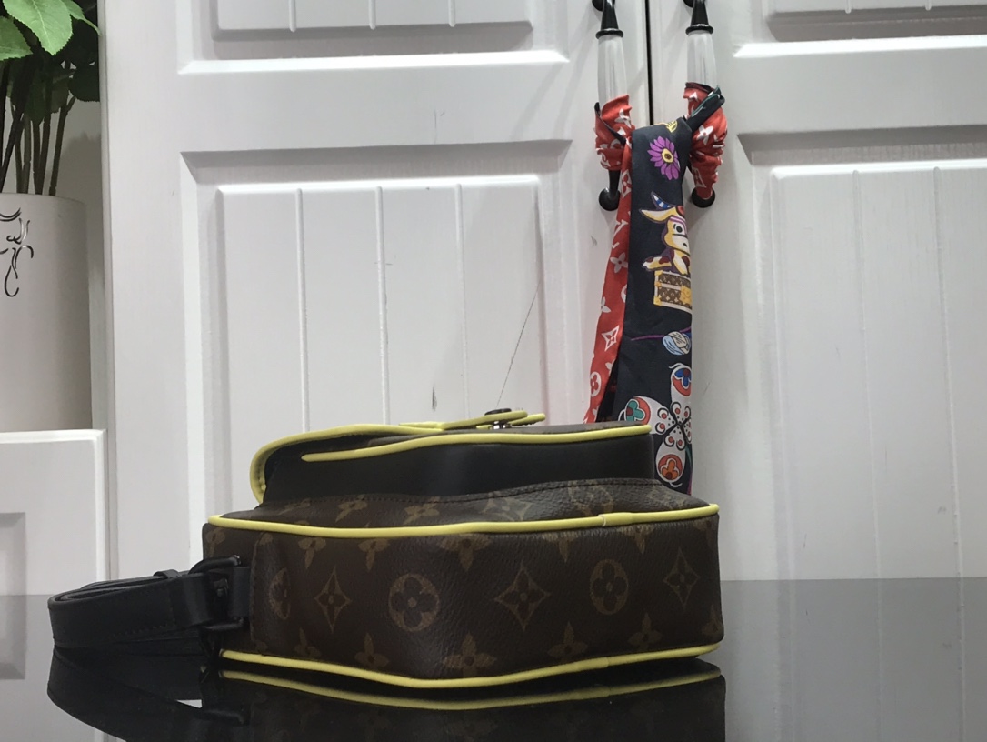 L*ouis V*uitton Bag Top Quality 15*17*8CM