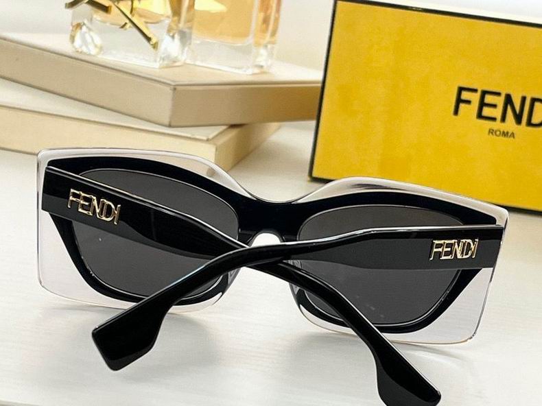 F*endi Glasses Top