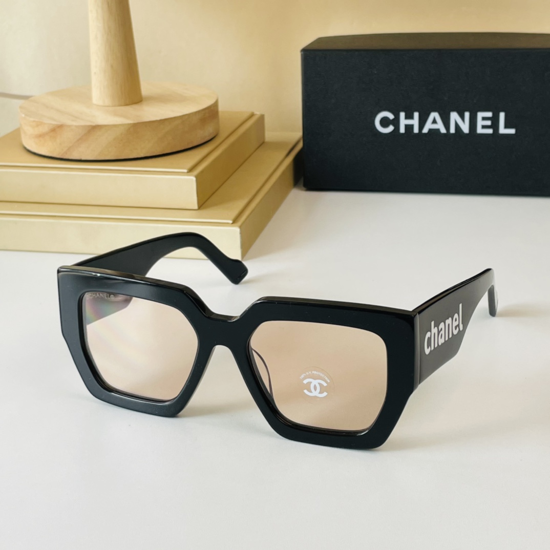 C*hanel Glasses Top