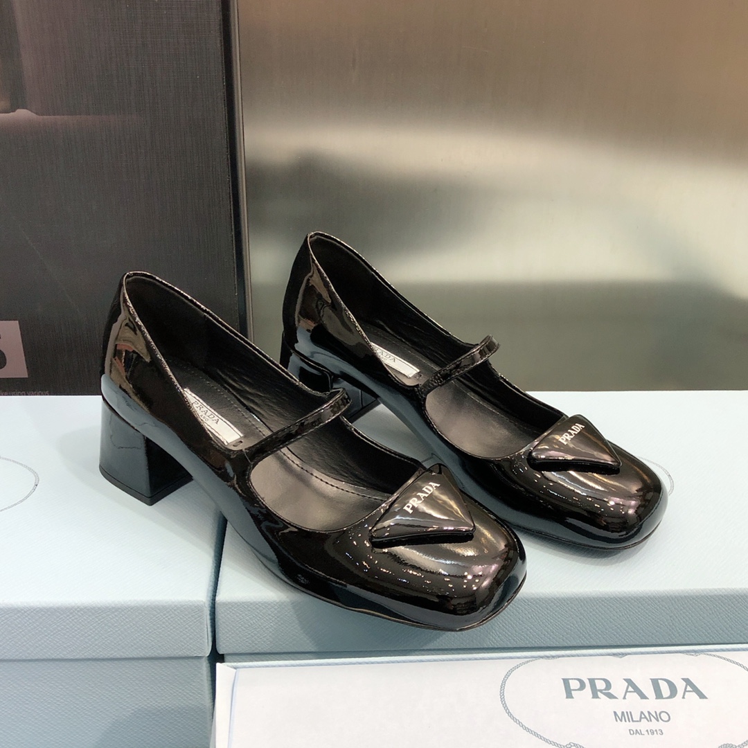 Women P*rada Top Quality Sandals