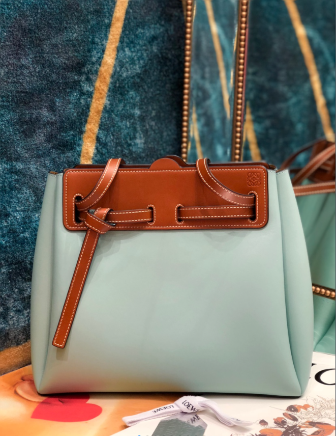 L*oewe Top Bag 24x17x6.5cm