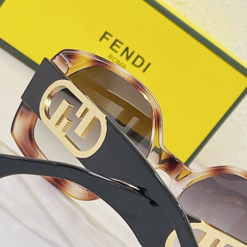 F*endi Glasses Top