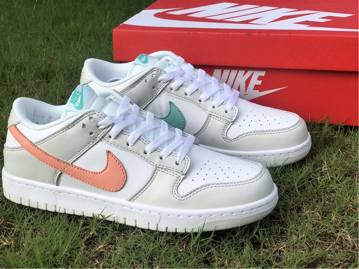 from Nike Dunk Low GS“ Tropical Twist” CW1590-101
