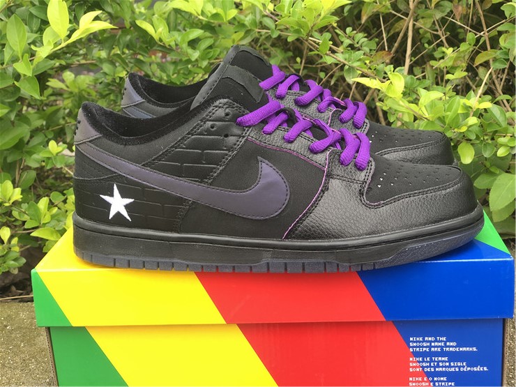 from Familia x Nike SB Dunk Low First Avenue DJ1159-001
