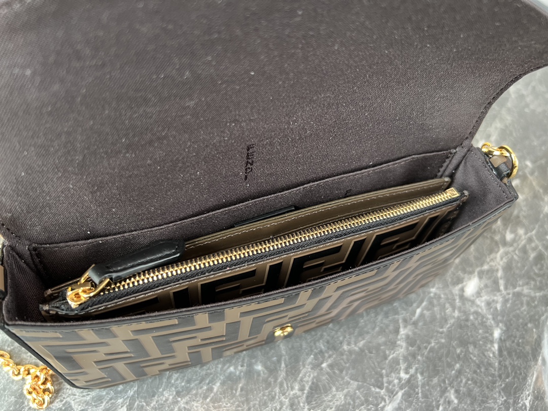 F*endi Bag Top Quality 22*12*3CM