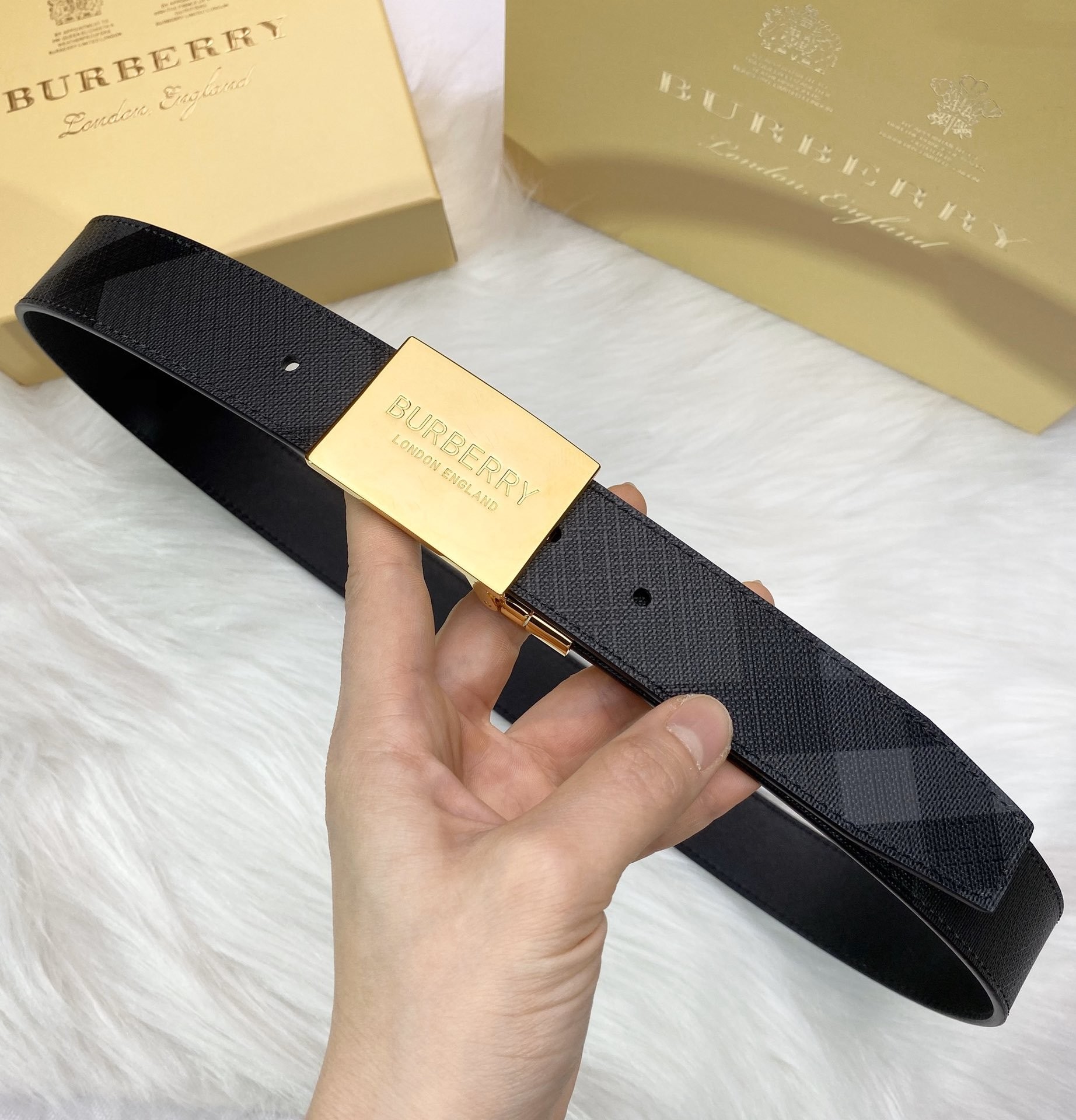 B*rberrry Belts Top Version