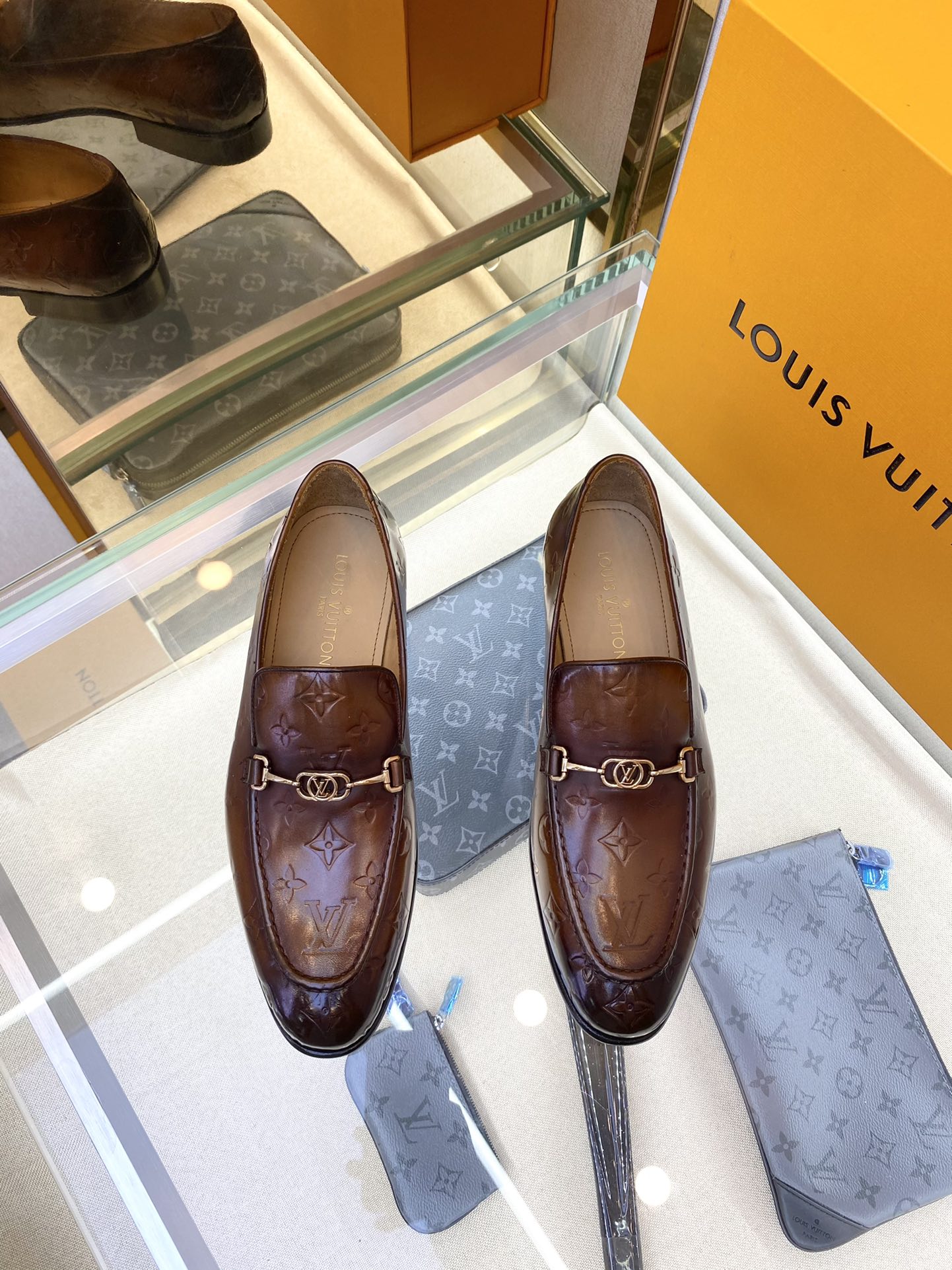 Men L*ouis V*uitton Top Sneaker