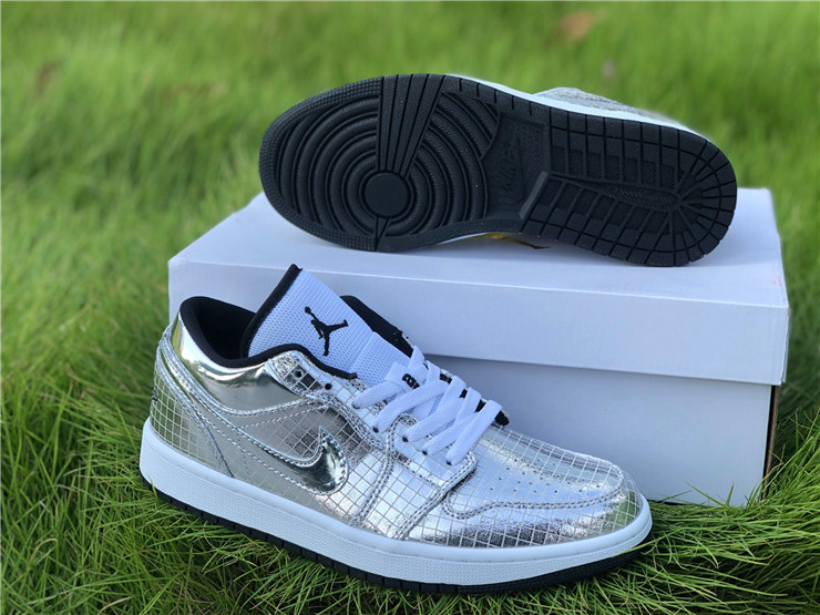 Air Jordan 1 Low 553558 001