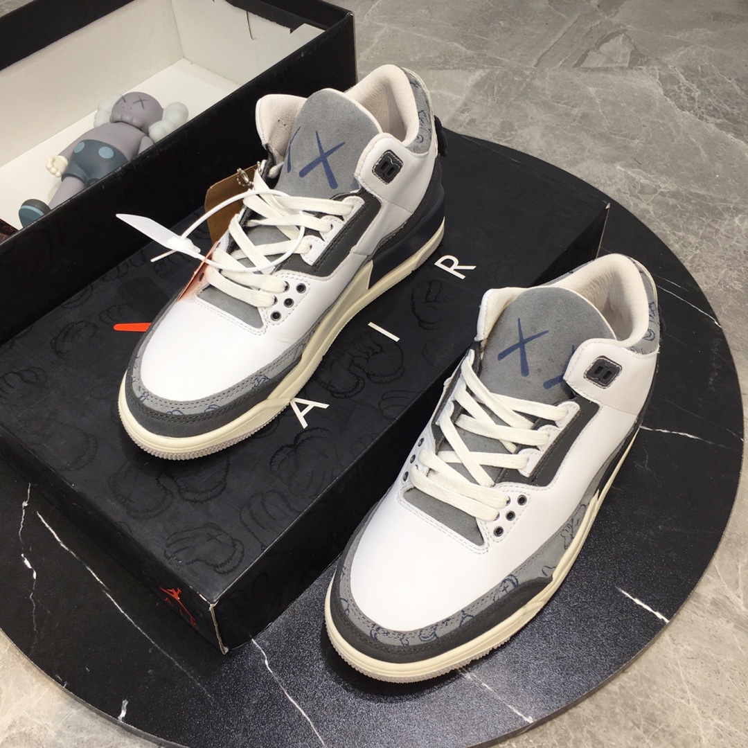 Air Jordan 3 KAWS