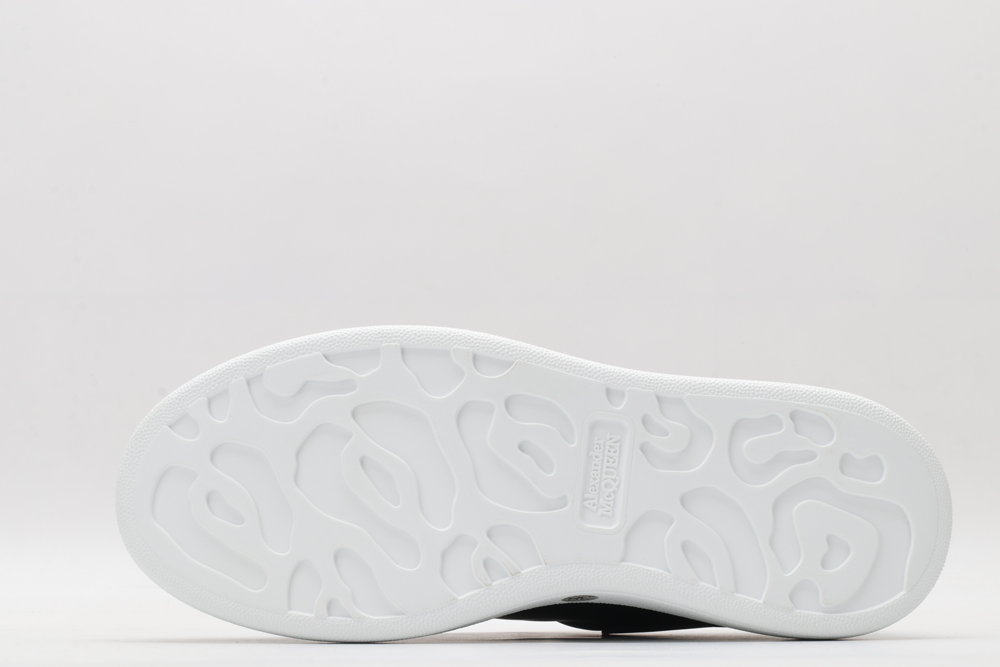 A*exander M*queen Sneaker