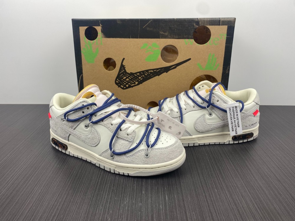 from O*ff-W*hite x Nike Dunk Low