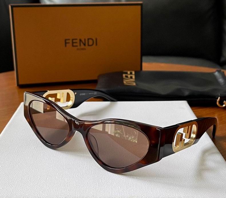 F*endi Glasses Top