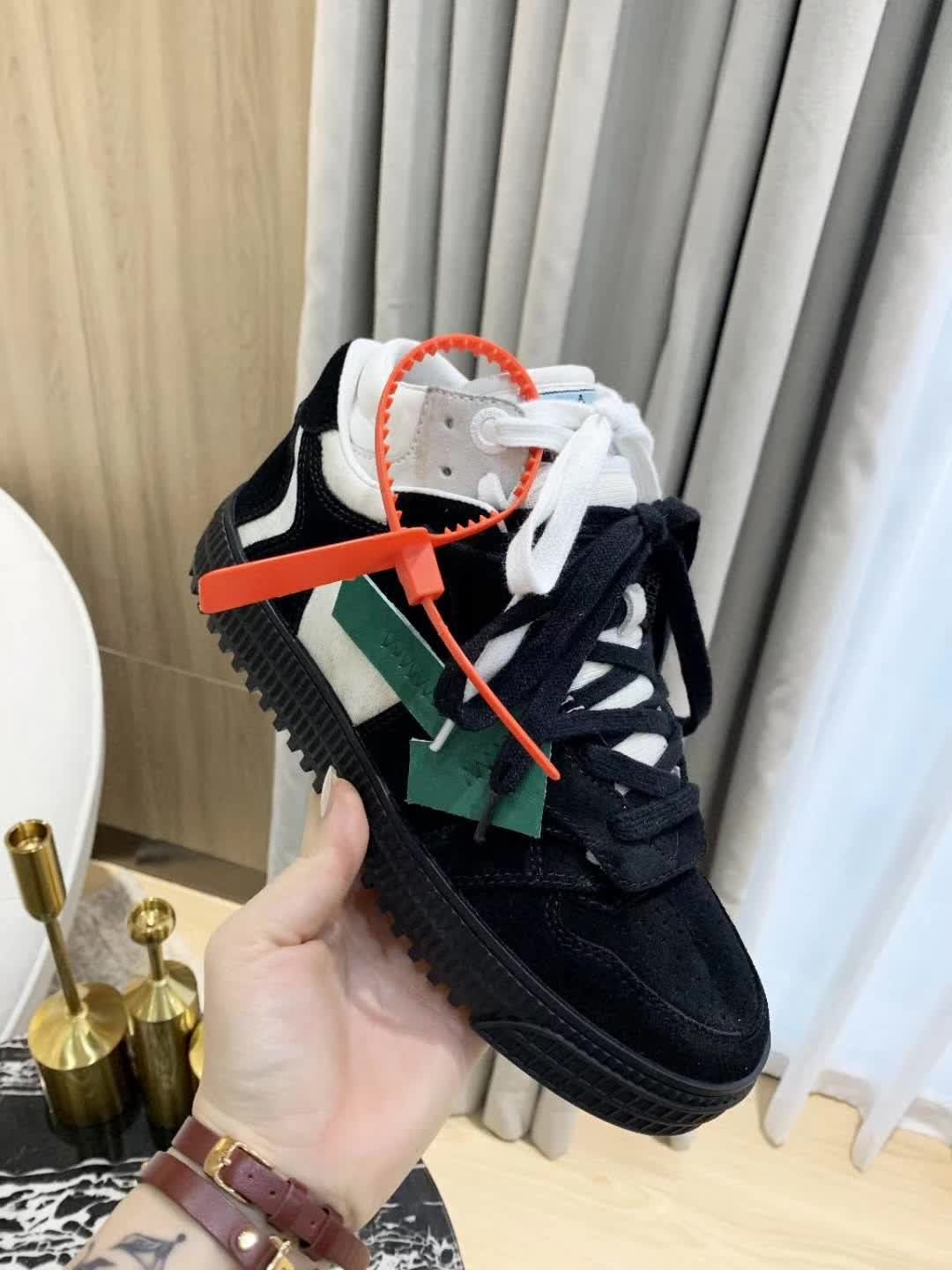 Men Women O*ff W*hite Sneaker