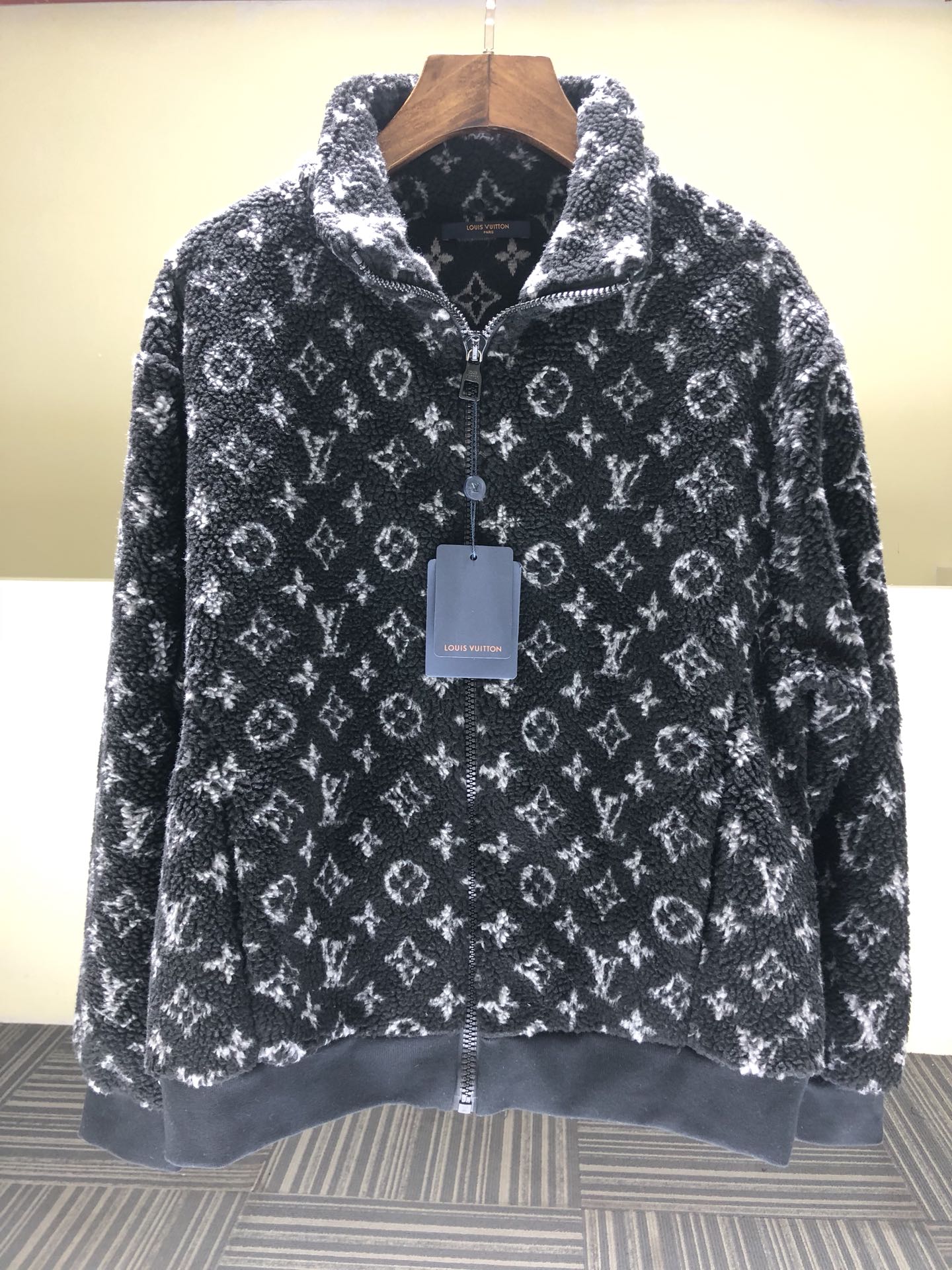 Men Jacket/Sweater Top Quality16