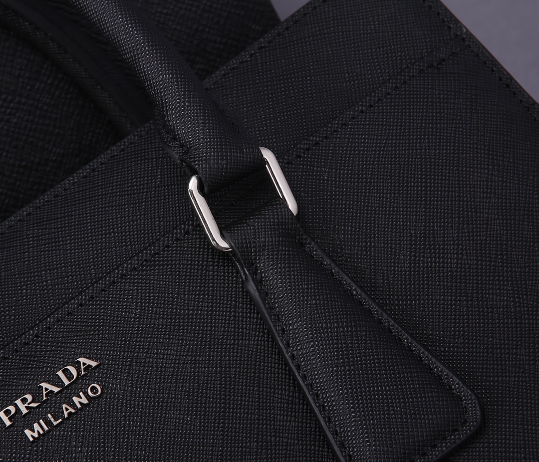 P*rada Top Bag 31.5*33*10.5cm