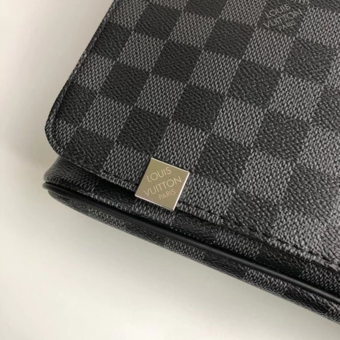 L*ouis V*uitton Top Bag