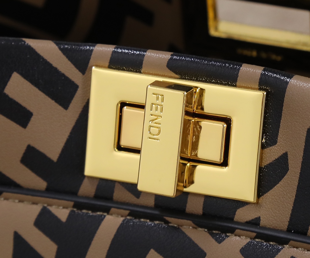 F*endi Bag Top Quality 23*7*18CM