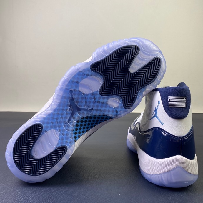 Air Jordan 11