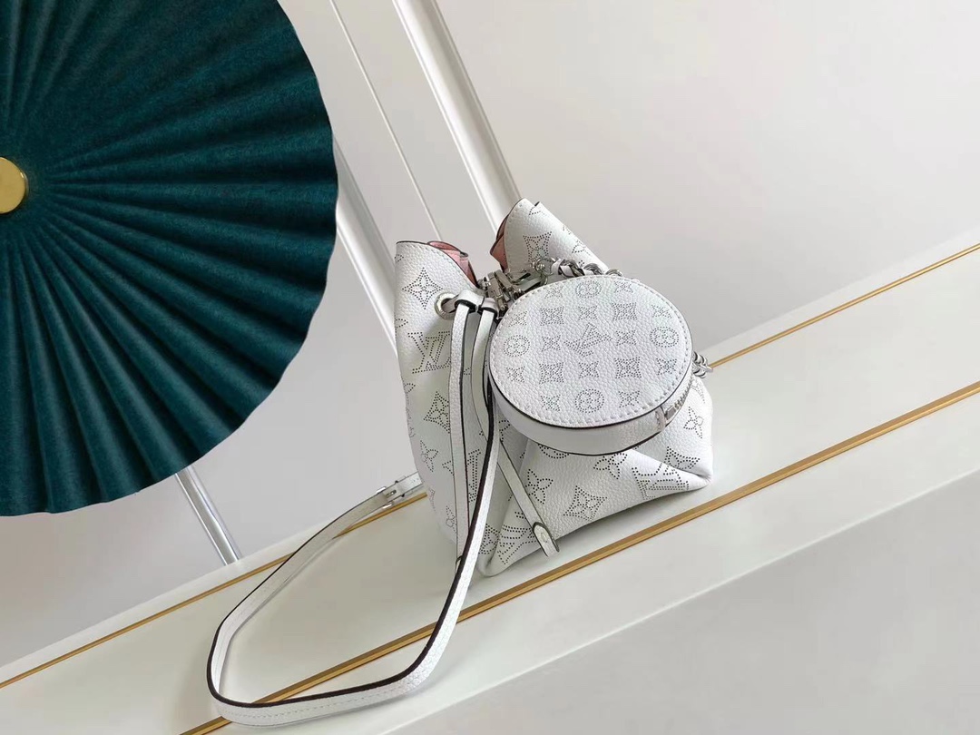 L*ouis V*uitton Top Bag 19*22*14cm