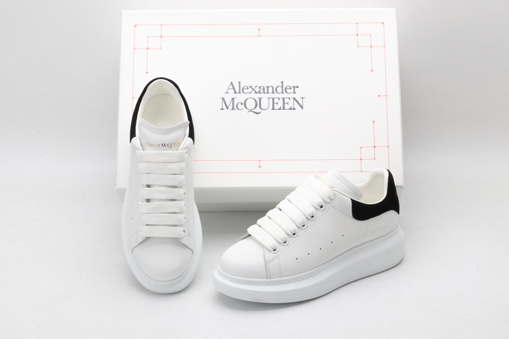 A*exander M*queen Sneaker