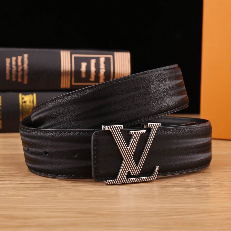 L*uis V*itton Belts Top Version