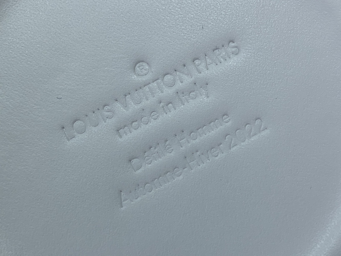 L*ouis V*uitton Bag Top Quality 13.5*17*7CM