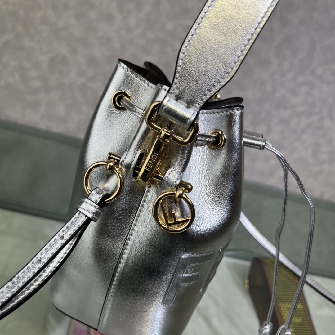 F*endi Bag Top Quality 12*18*10CM