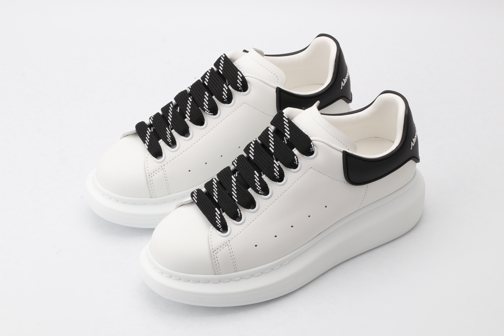 A*exander M*queen Sneaker
