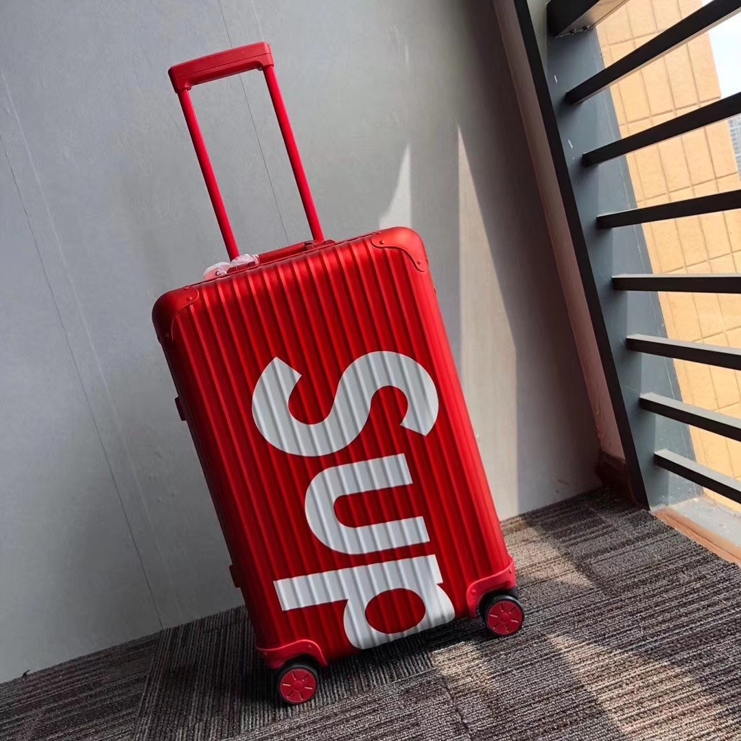 S*upreme Luggage