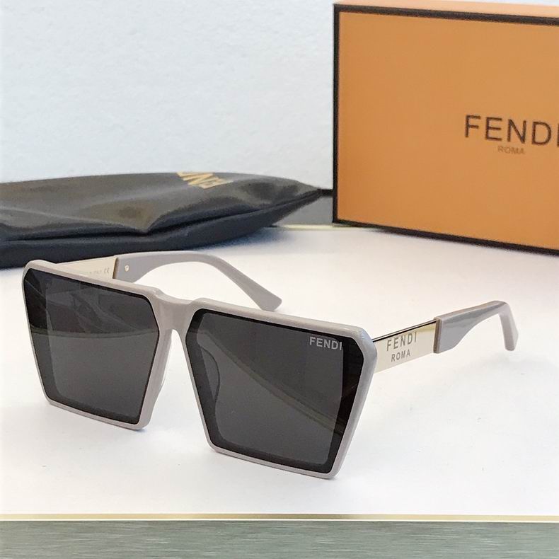 F*endi Glasses Top