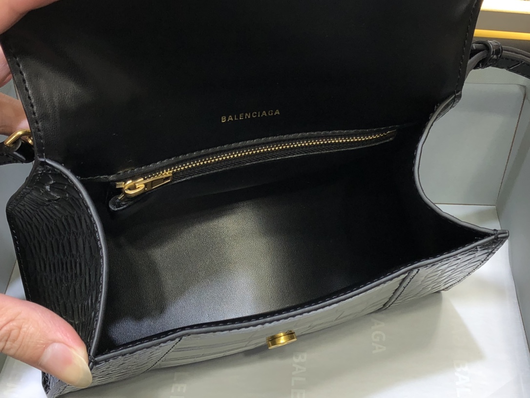 B*alenciaga Bag Top Quality