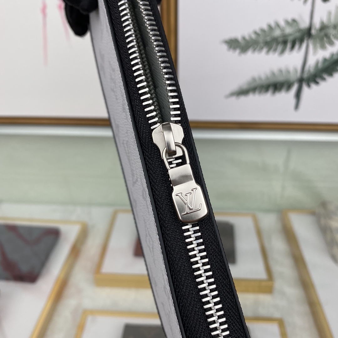 L*ouis V*uitton Bag Top Quality 20*10*2CM