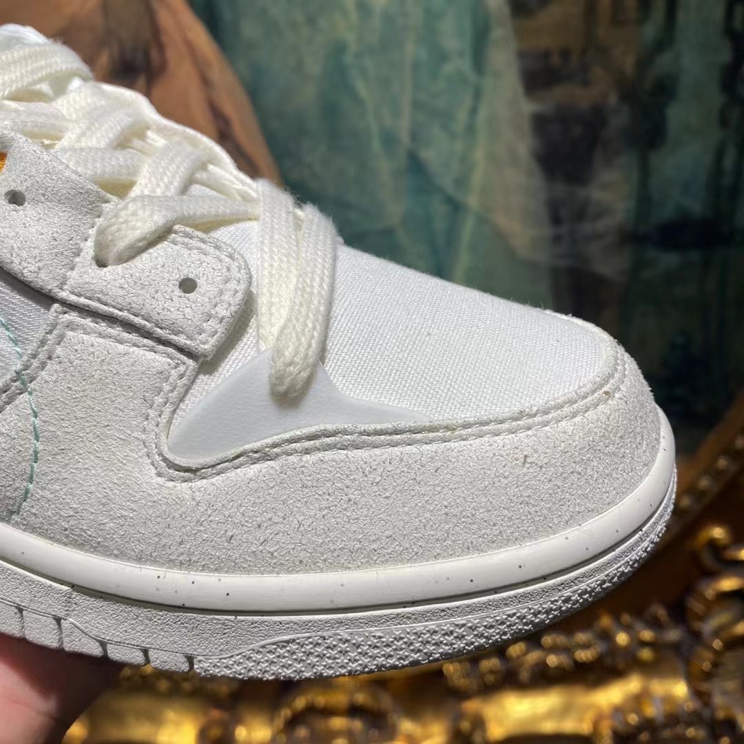 from NIKE DUNK LOW DISRUPT 2 DH4402-100