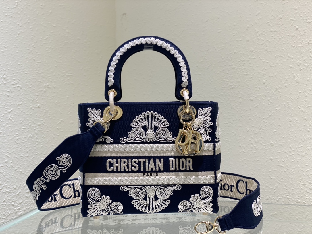 D*ior Bag Top Quality