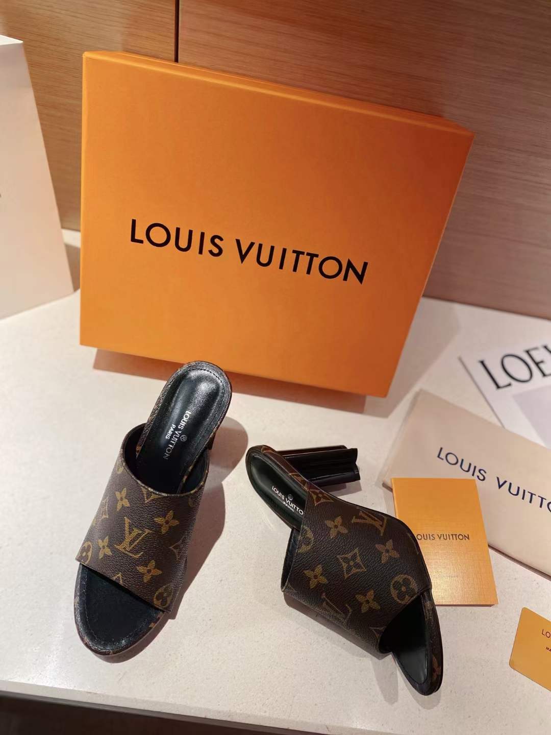 Women L*ouis V*uitton Top Slippers