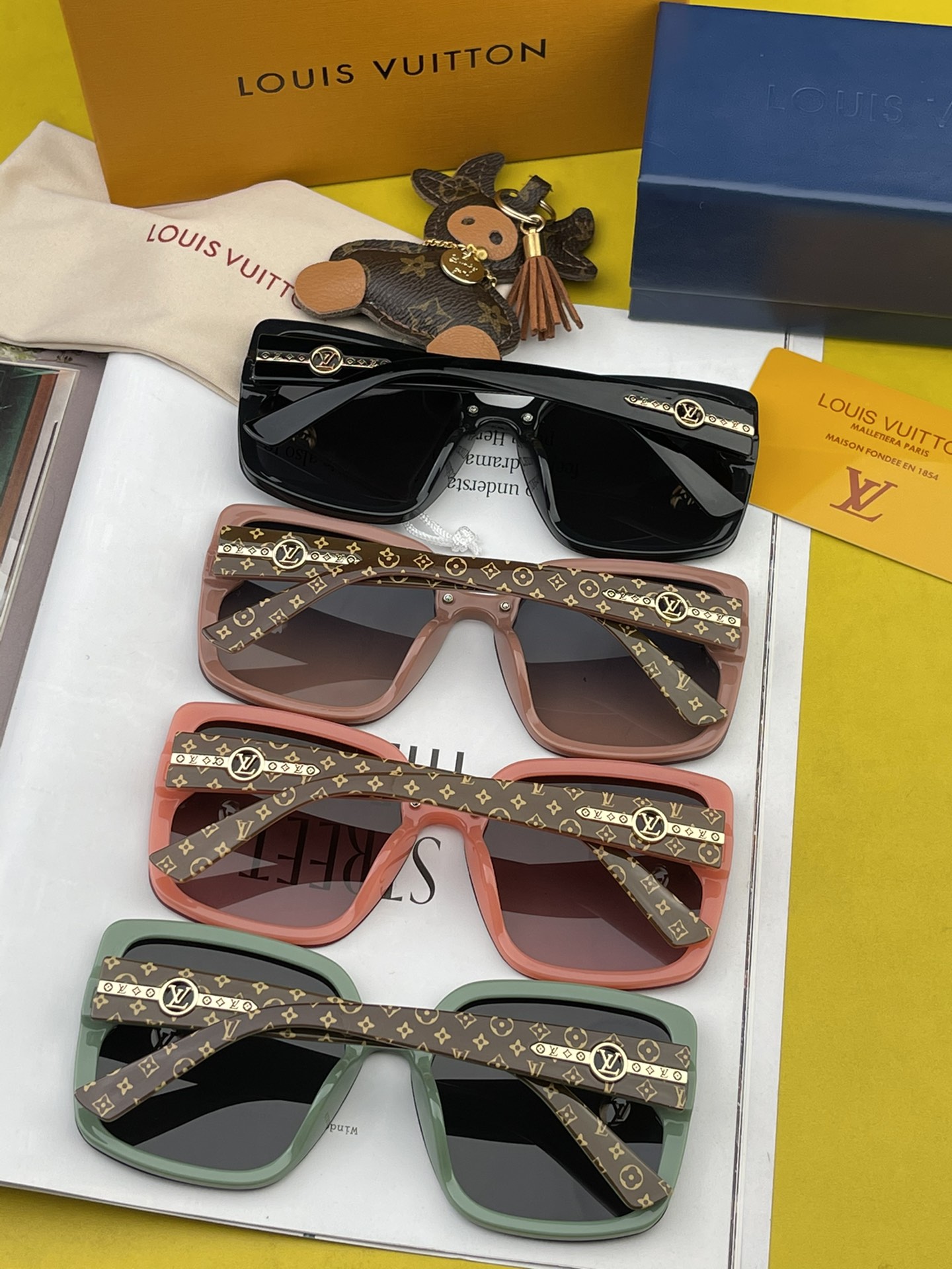 L*ouis V*uitton Glasses Top