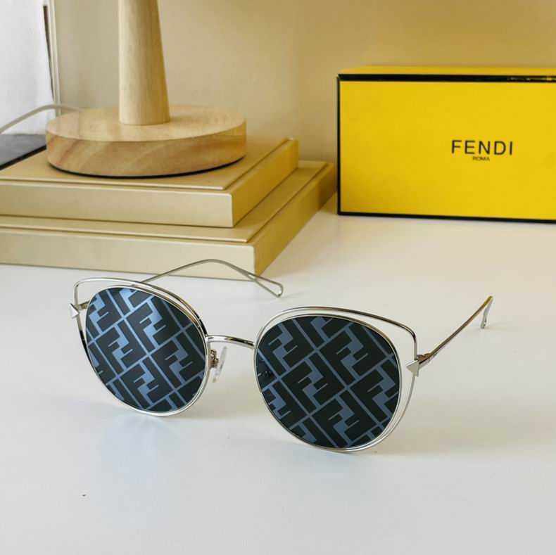 F*endi Glasses Top