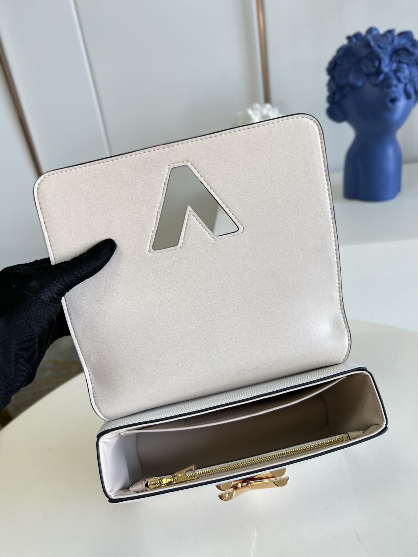 L*ouis V*uitton Bag Top Quality 23*17*9.5CM