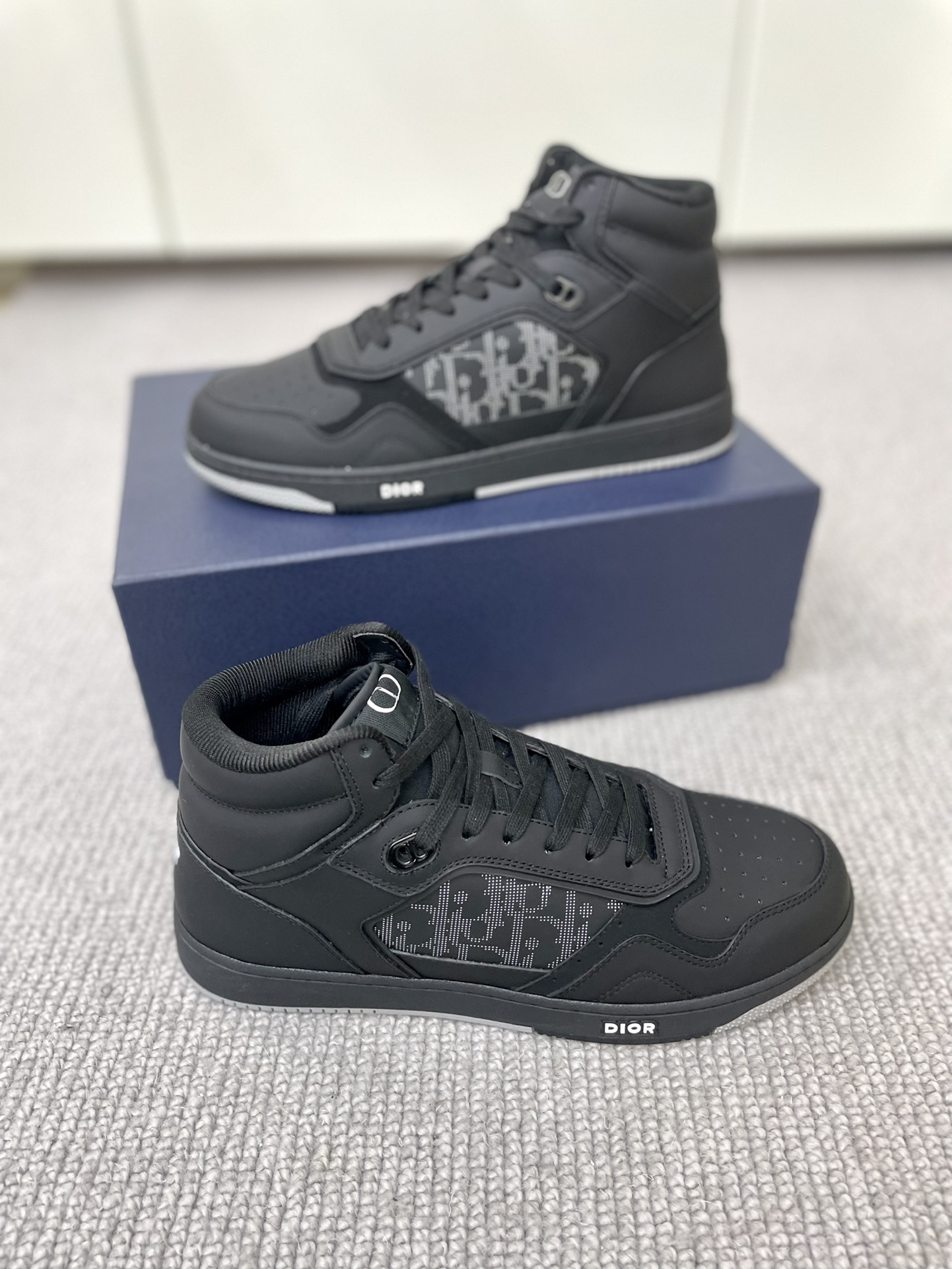 Men D*ior Top Sneakers