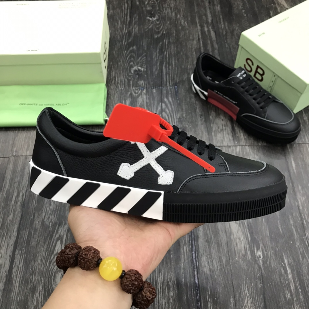 Men Off W*hite Top Sneaker