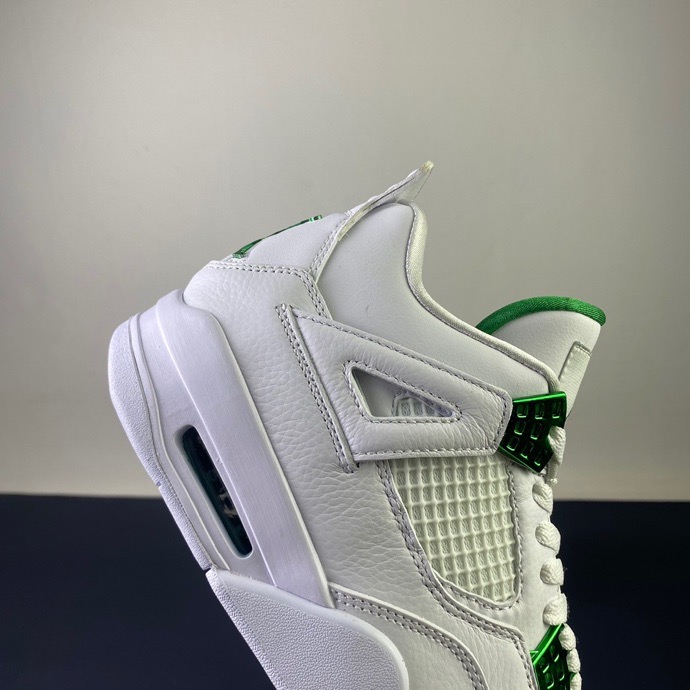 Air Jordan 4 Retro Metallic Green CT8527-113