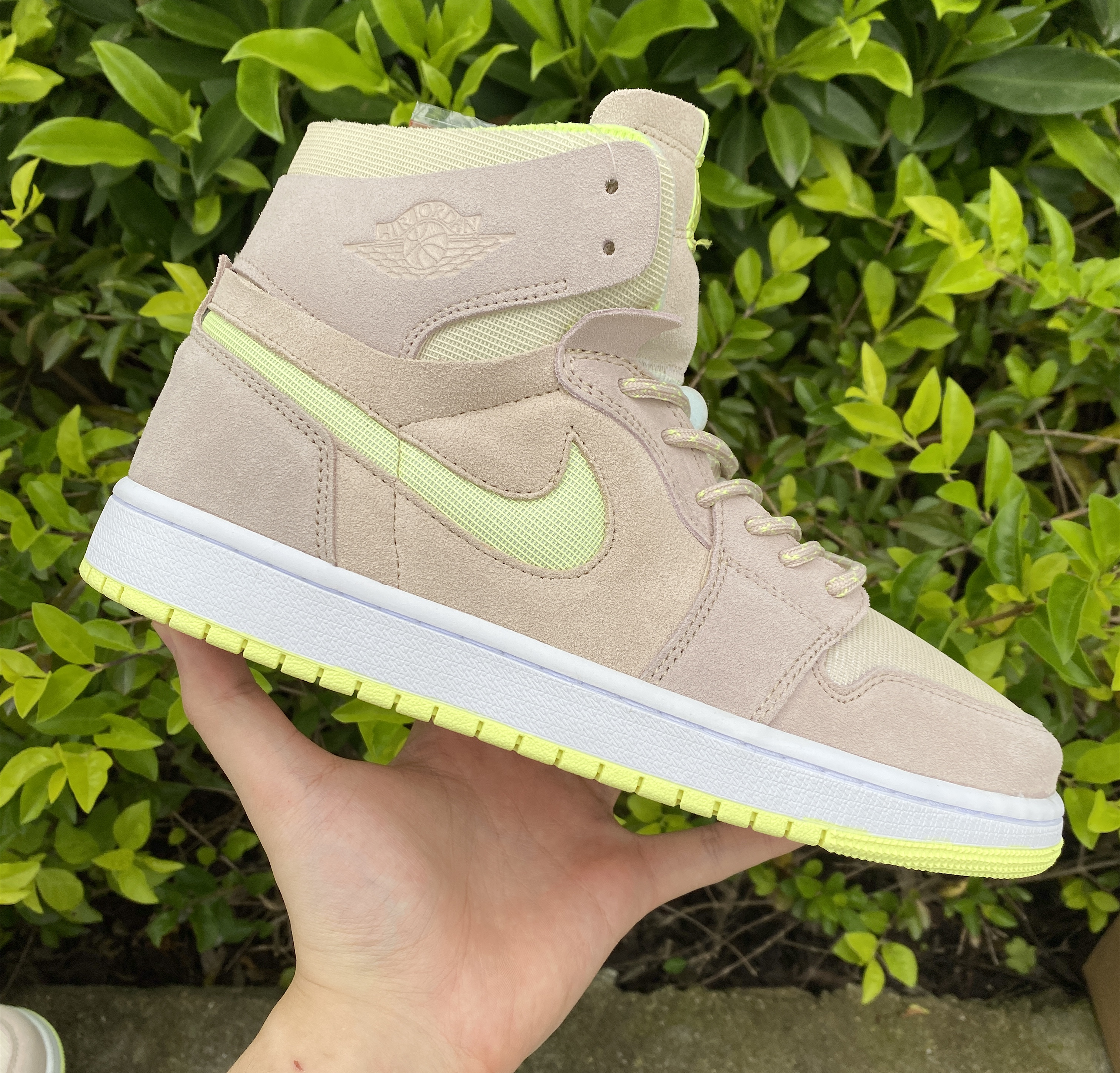 Air Jordan 1 Zoom CMFT Lemon Twist CT0979-200