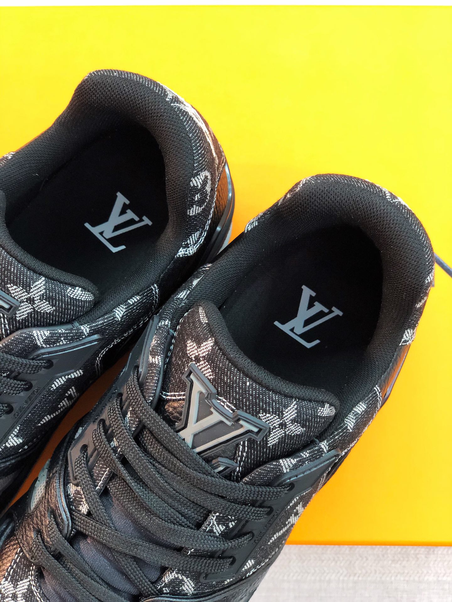 Men L*ouis V*uitton Top Sneaker