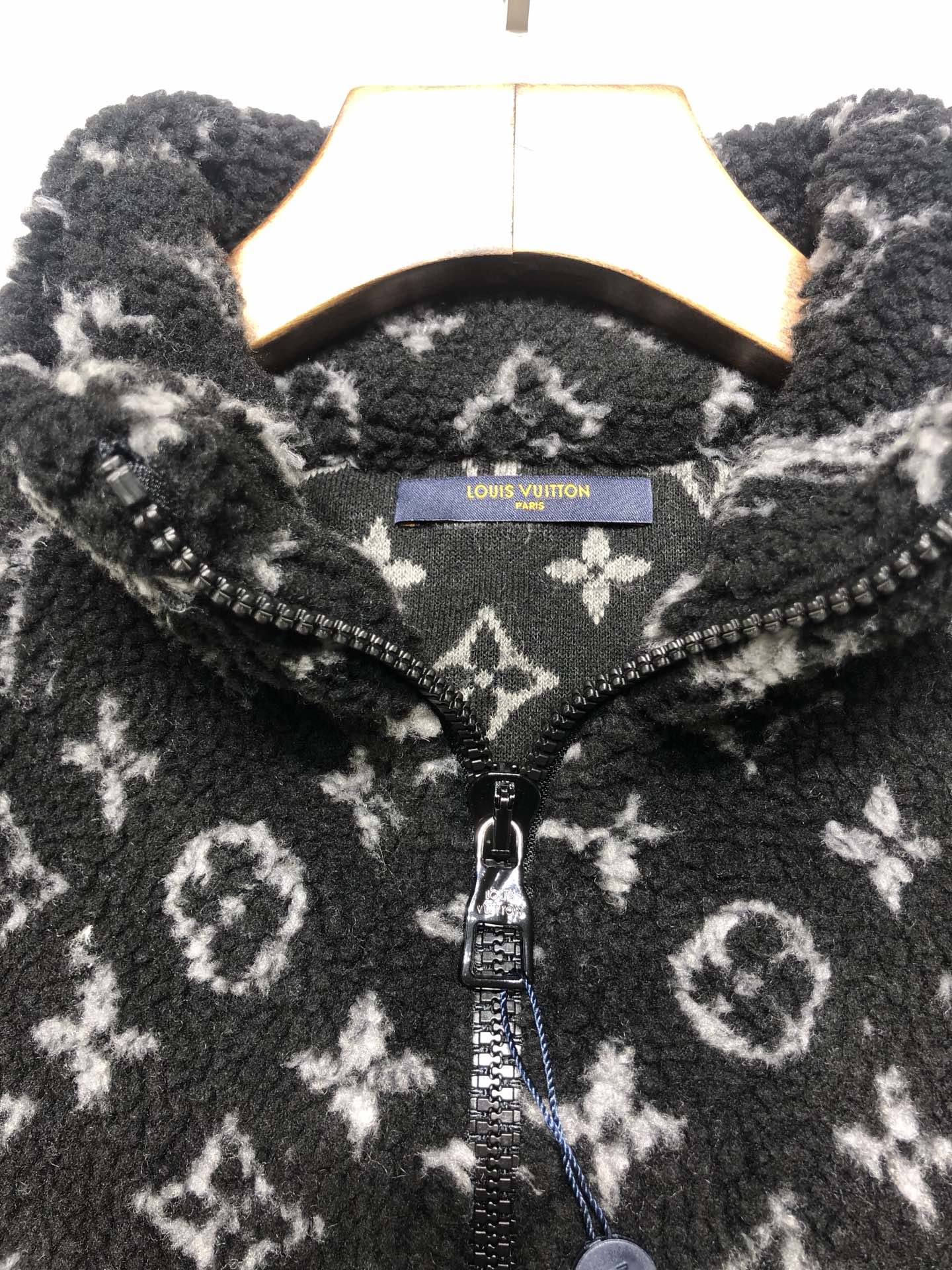 Men Jacket/Sweater Top Quality16