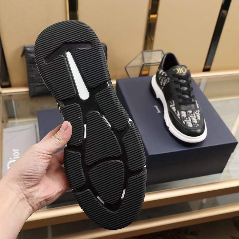 Men D*ior Top Sneaker