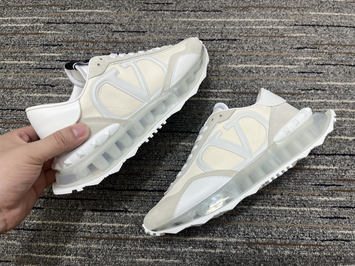 Men Women 𝑉*𝐴𝐿𝐸𝑁𝑇𝐼𝑁𝑂 Top Sneakers