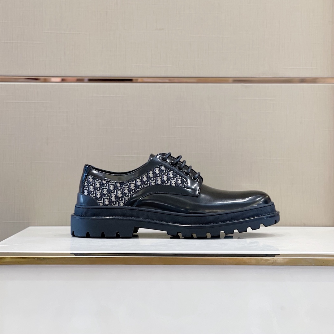 Men D*or Top Sneaker