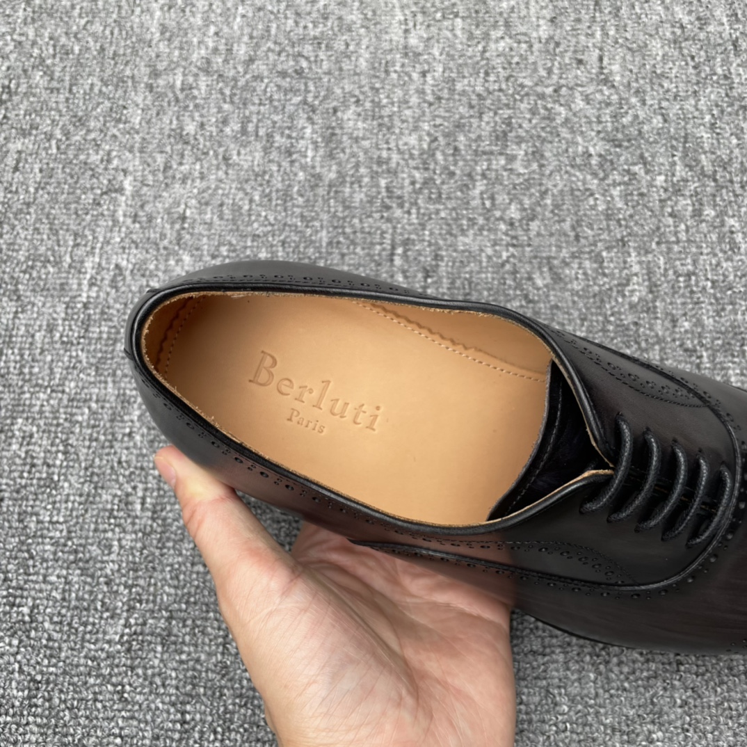 Men B*erluti Top Loafer